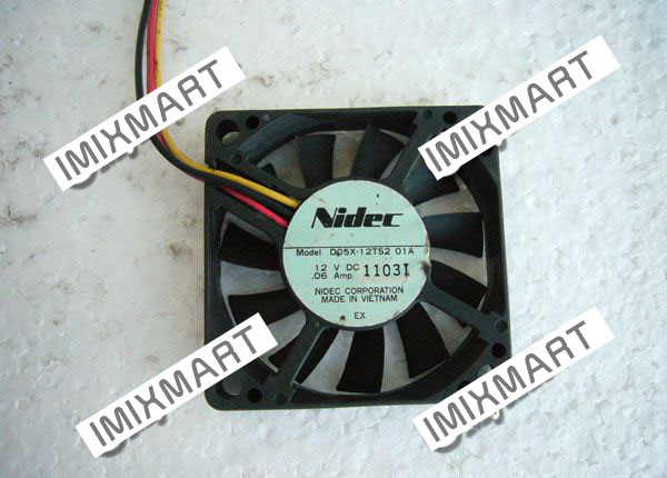 Nidec D05X-12TS2 01A DC12V 0.06A 5CM 50mm 3Pin Server Cooling Fan 50x50x10mm